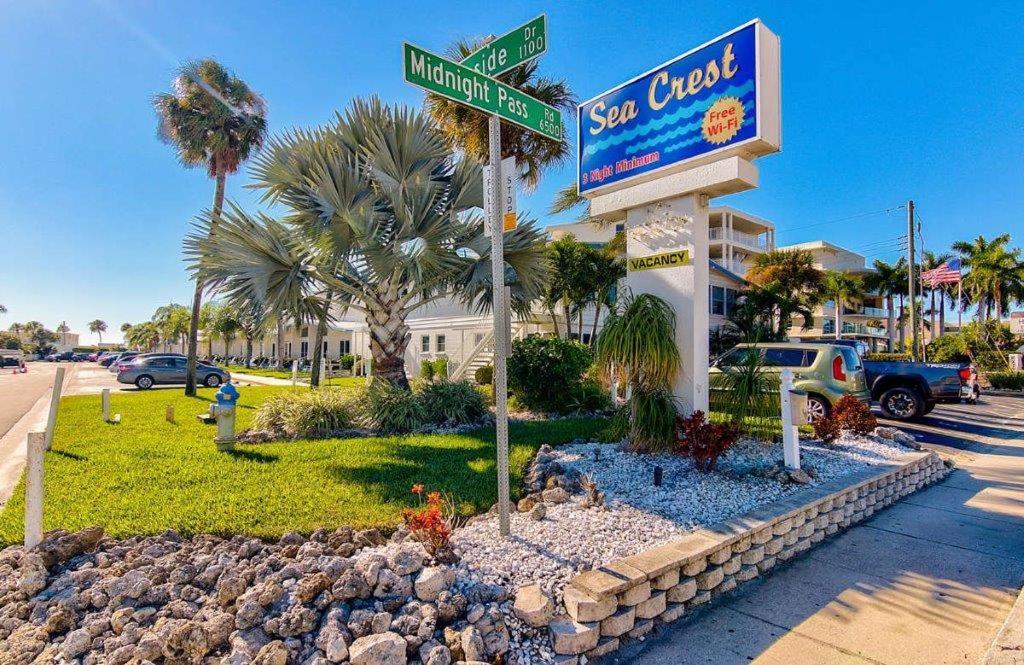 Sea Crest Aparthotel Point O'Rocks Exteriör bild